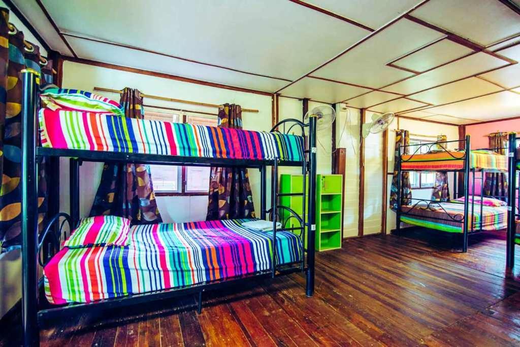 Bananas Resort & Restaurant Tha Lane Bay Екстер'єр фото