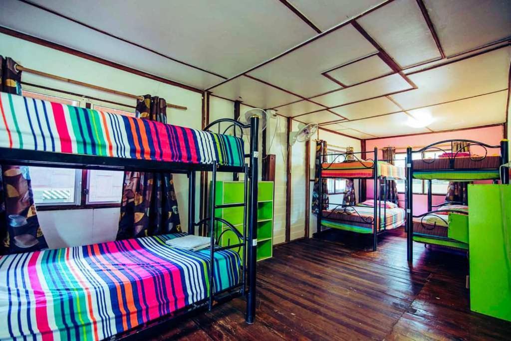 Bananas Resort & Restaurant Tha Lane Bay Екстер'єр фото