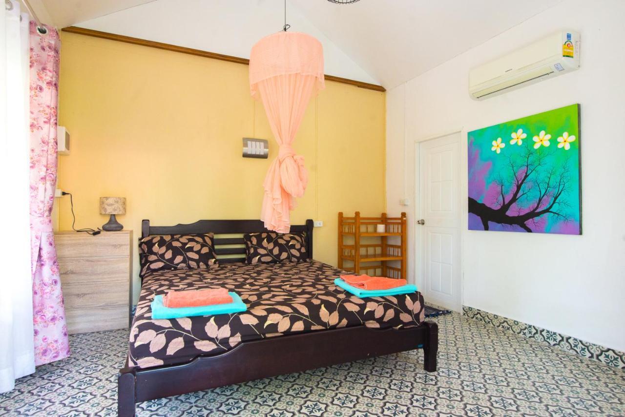 Bananas Resort & Restaurant Tha Lane Bay Екстер'єр фото